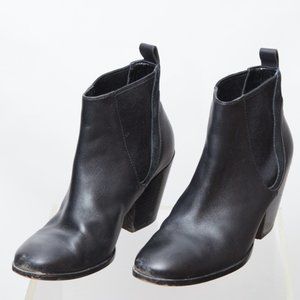 Cole Haan Shoes size 7